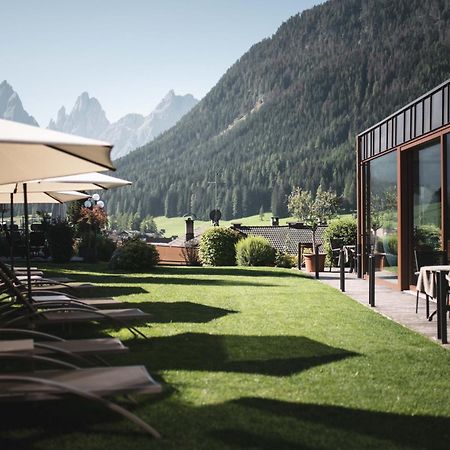 Alpenwellnesshotel St. Veit Sexten Eksteriør billede