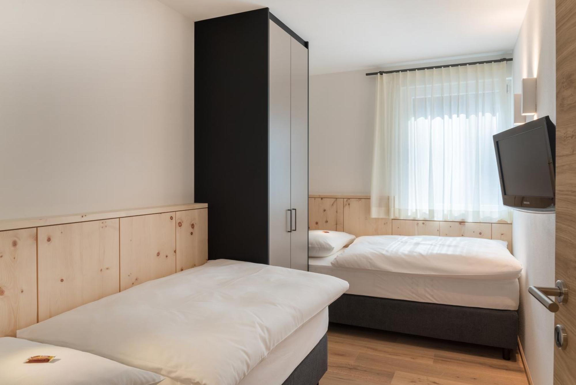 Alpenwellnesshotel St. Veit Sexten Værelse billede