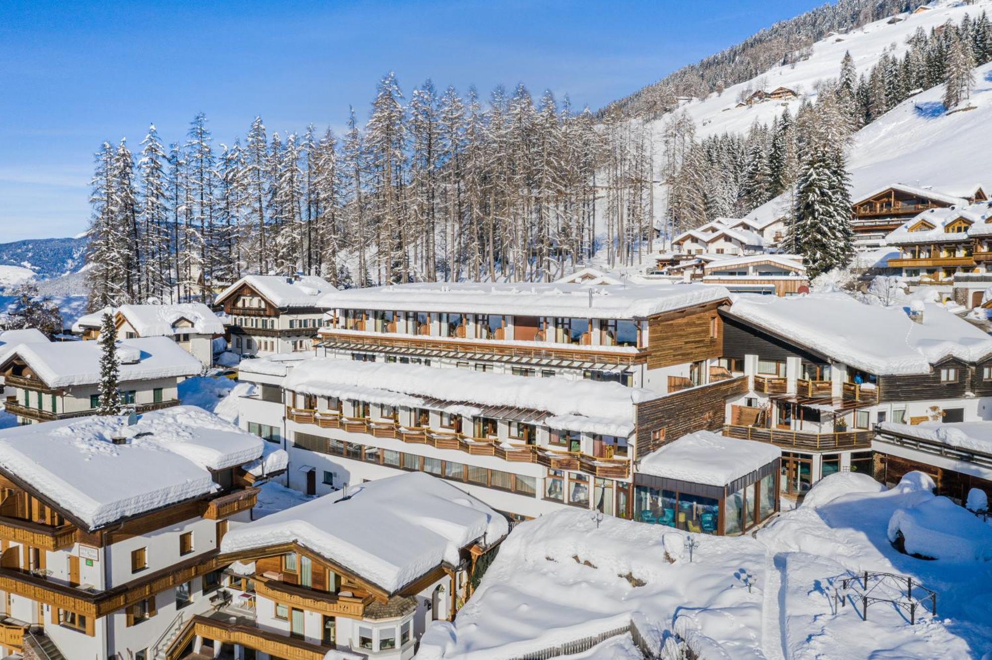 Alpenwellnesshotel St. Veit Sexten Eksteriør billede