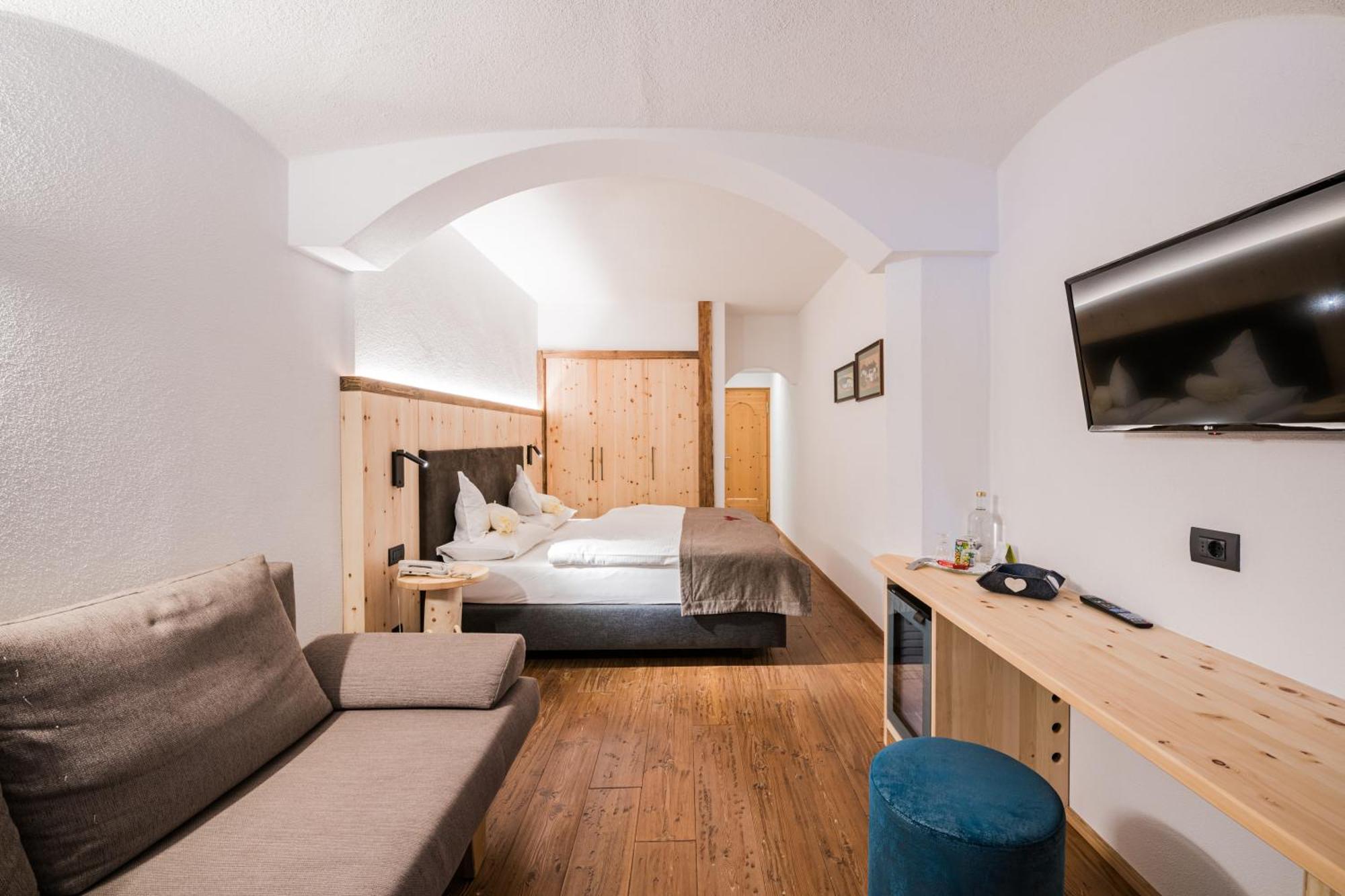 Alpenwellnesshotel St. Veit Sexten Eksteriør billede