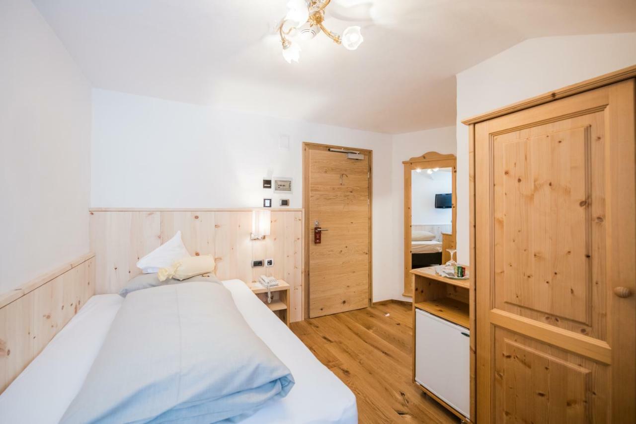 Alpenwellnesshotel St. Veit Sexten Eksteriør billede