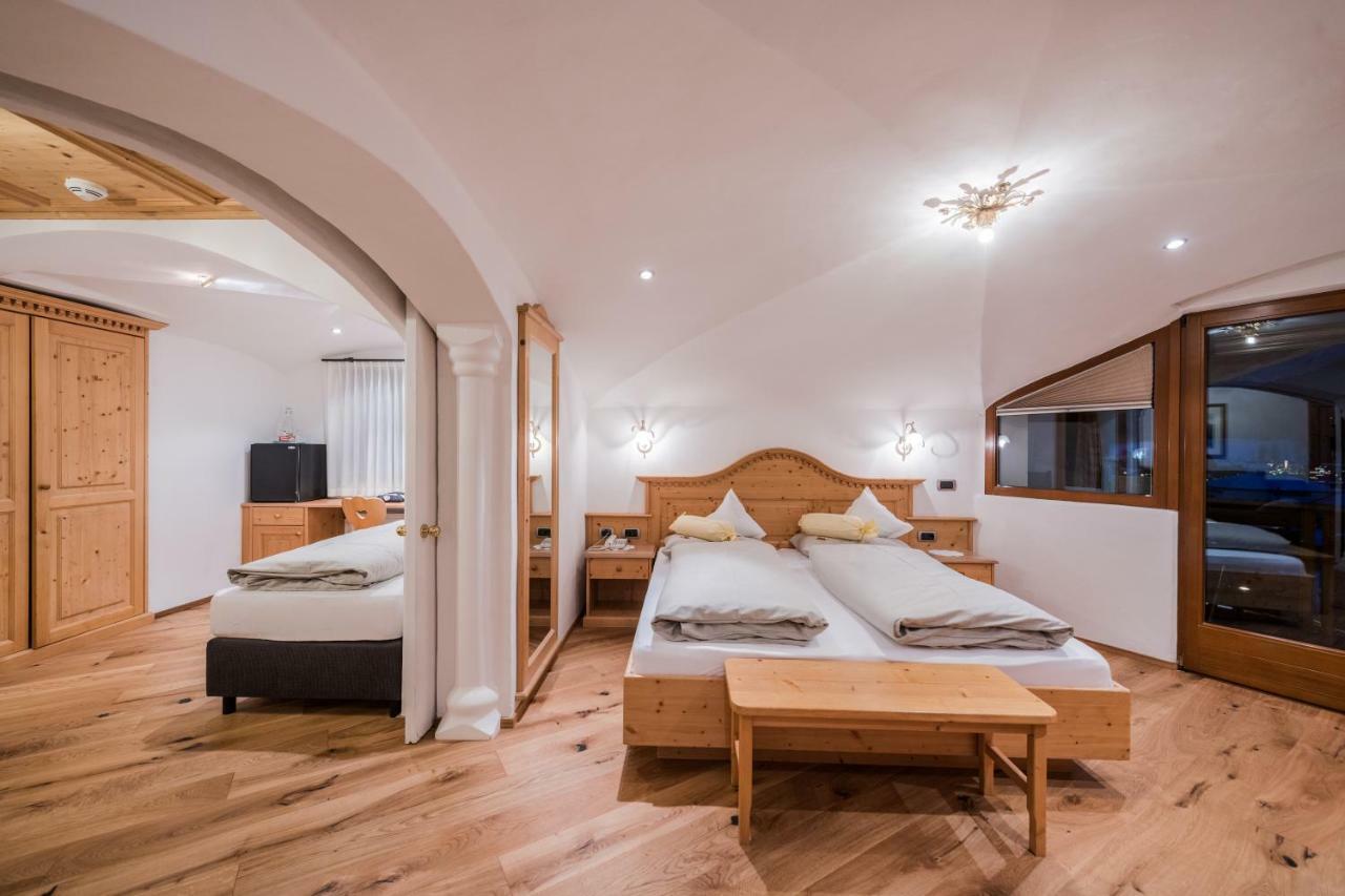Alpenwellnesshotel St. Veit Sexten Eksteriør billede